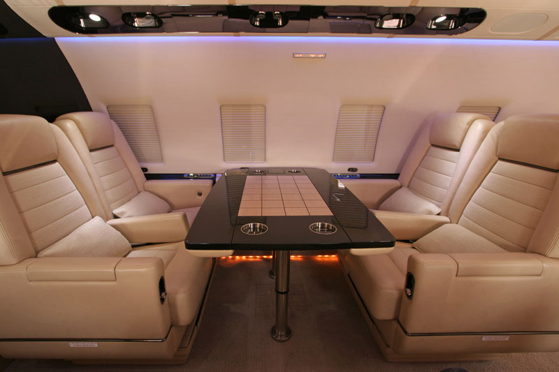 Challenger 605 interior